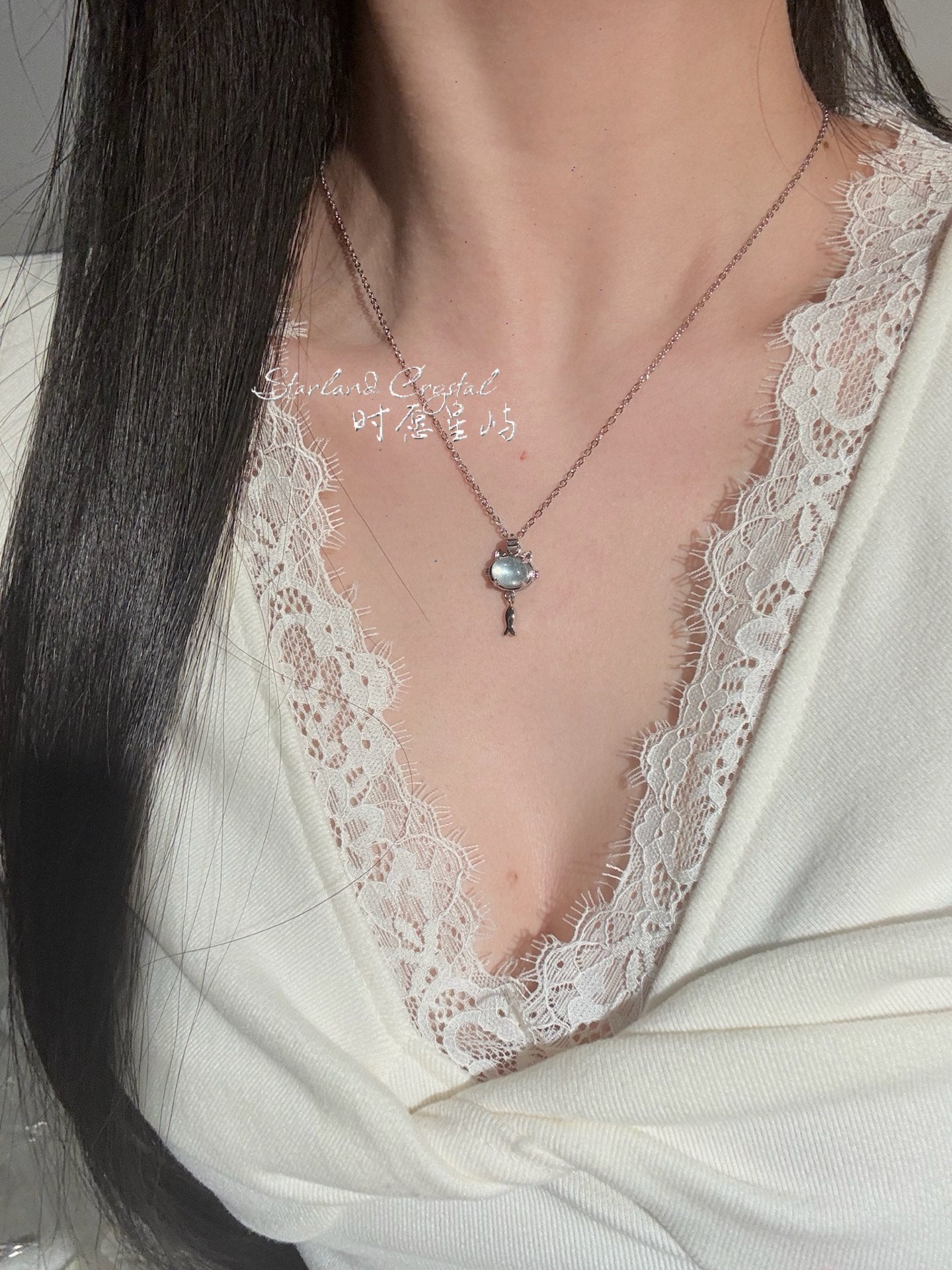 Aquamarine Kitten Fish Pendant – Gentle Wave Whisper